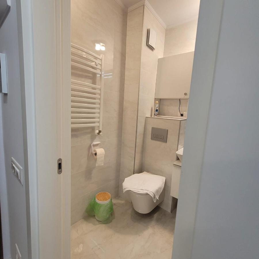 Studio 10 - Catedral Residence Bucarest Exterior foto